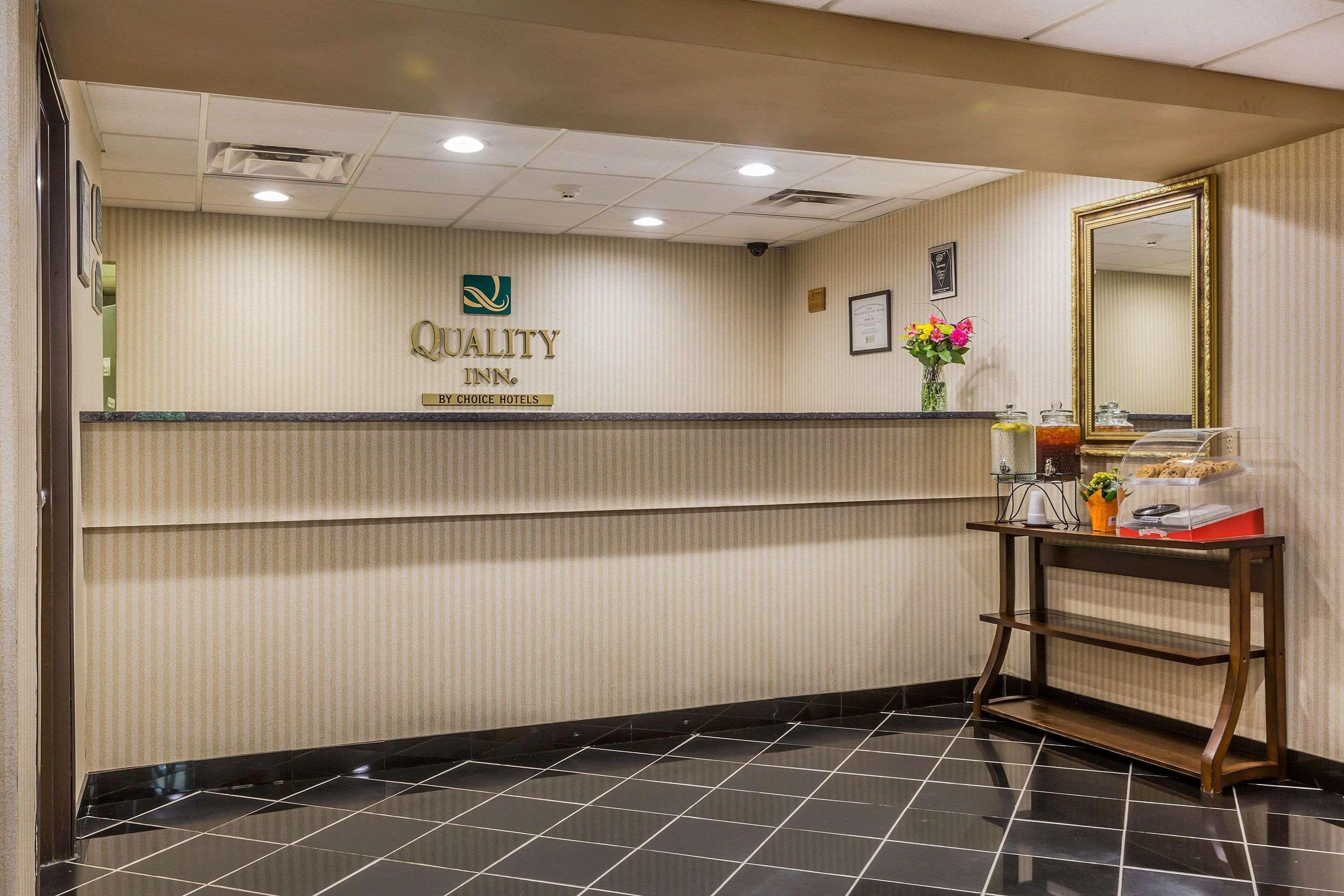 Quality Inn Hyde Park Poughkeepsie North Exterior foto